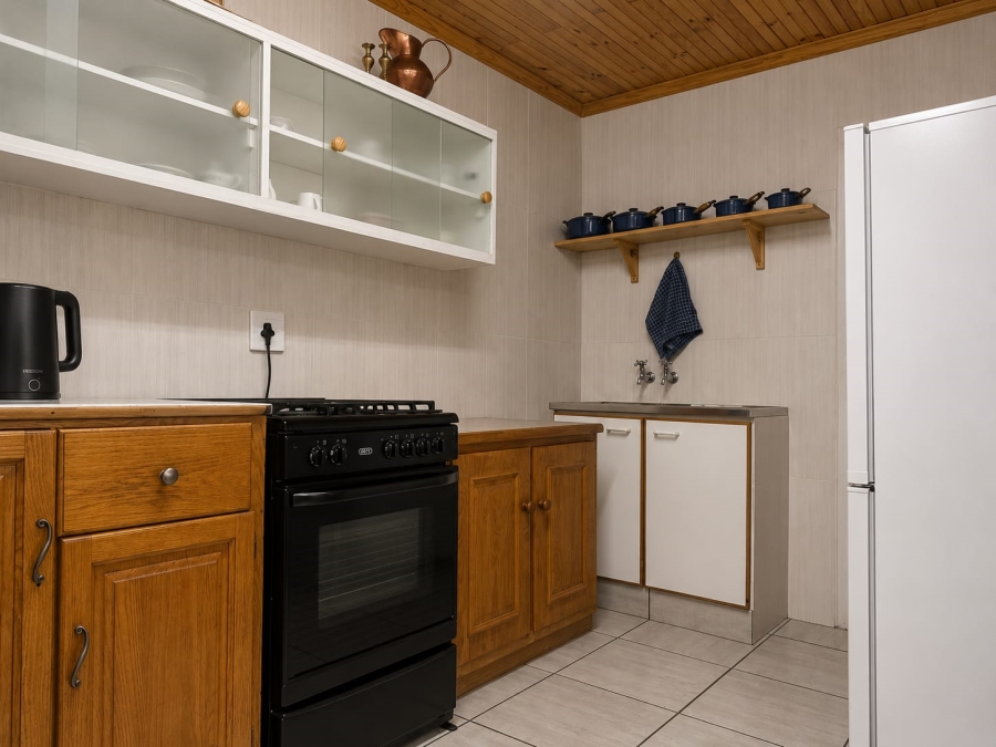 5 Bedroom Property for Sale in Stilbaai Wes Western Cape